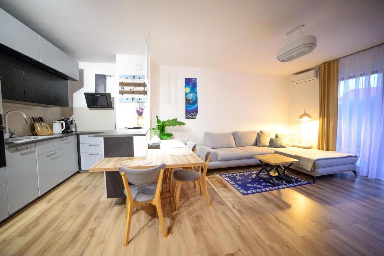 Apartamenty Via Marina Вроцлав Екстериор снимка